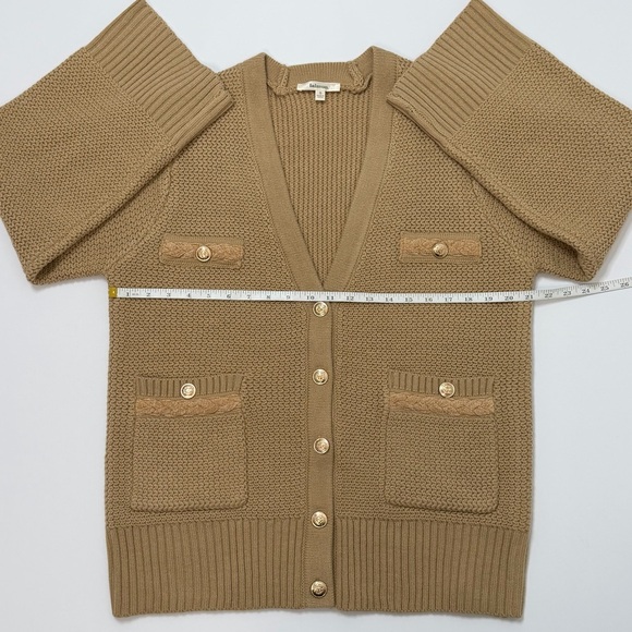 Oversized Camel Cardigan – Cozy Relaxed Knit | Size S | Like New - Picture 5 of 8